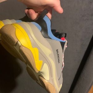 COPY - Triple s worn twice 10/10 condition